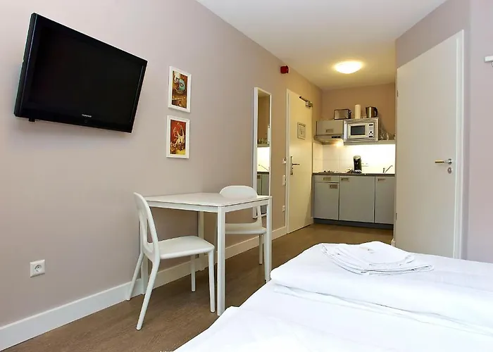 Apartmenthouse - Am Goerlitzer Park Berlín