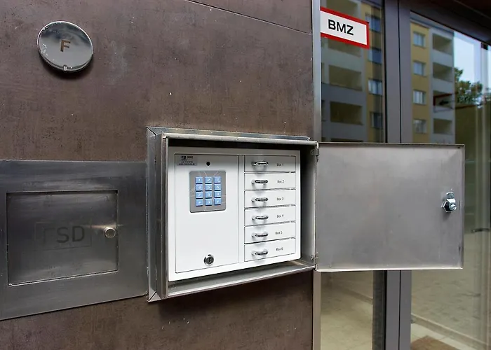 Apartmenthouse - Am Goerlitzer Park Hotel Berlín