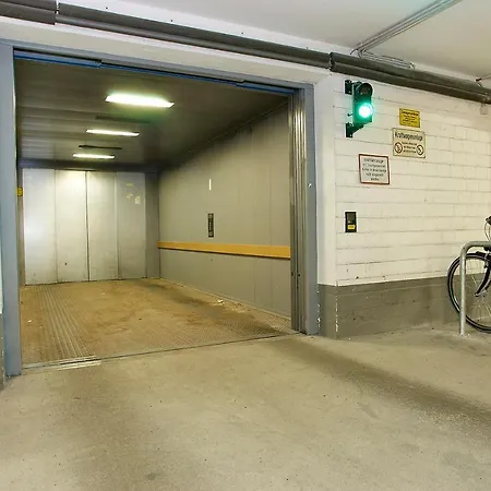 Apartmenthouse - Am Goerlitzer Park מלון 4*