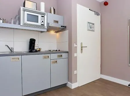 Apartmenthouse - Am Goerlitzer Park Aparthotel Berlino