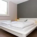 Apartmenthouse - Am Goerlitzer Park 4* Berlin