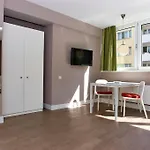 Apartmenthouse - Am Goerlitzer Park Otel