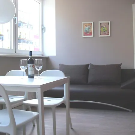 Otel Apartmenthouse - Am Goerlitzer Park