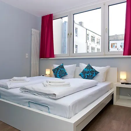 Hotel Apartmenthouse - Am Goerlitzer Park 4*