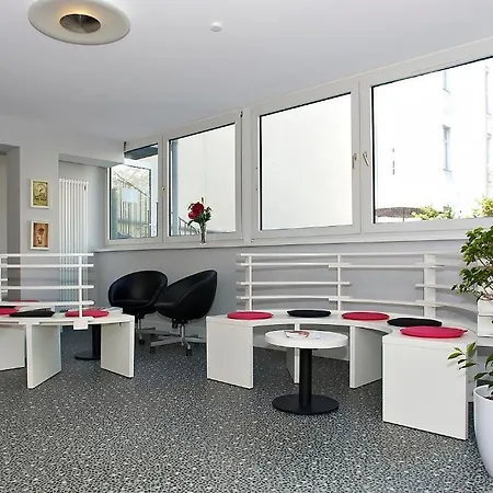 Apartmenthouse - Am Goerlitzer Park Berlín