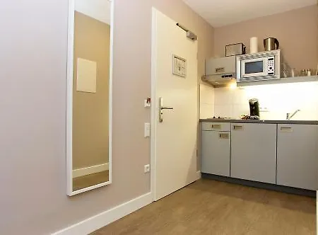 Apartmenthouse - Am Goerlitzer Park Hotel Berlín