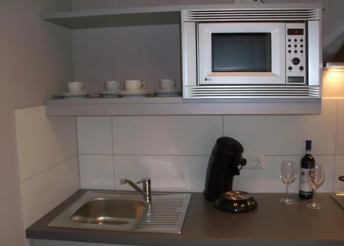 מלון Apartmenthouse - Am Goerlitzer Park