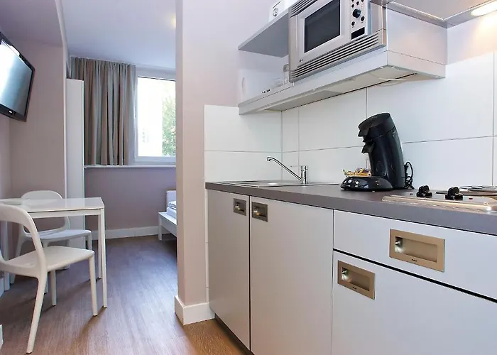 מלון Apartmenthouse - Am Goerlitzer Park ברלין