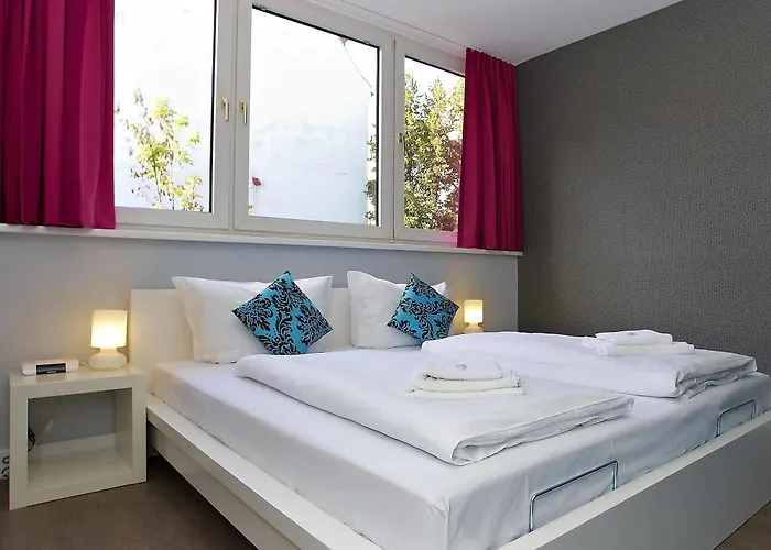 Apartmenthouse - Am Goerlitzer Park Berlijn